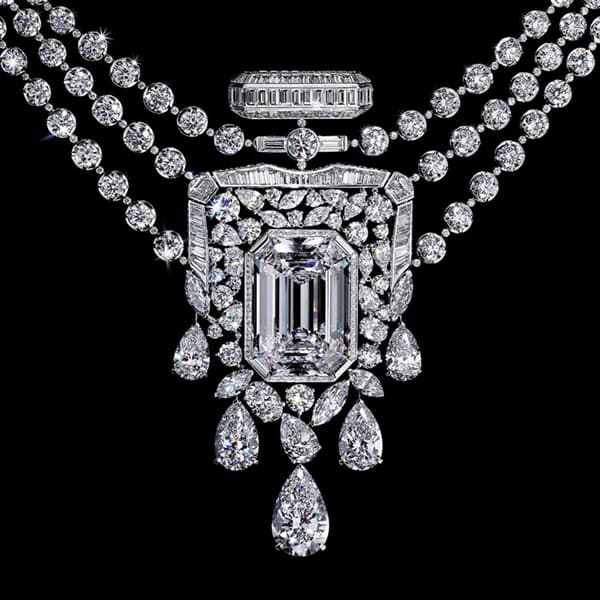 CHANEL photo 4