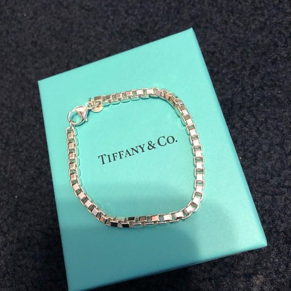 TIFFANY & CO. photo 4