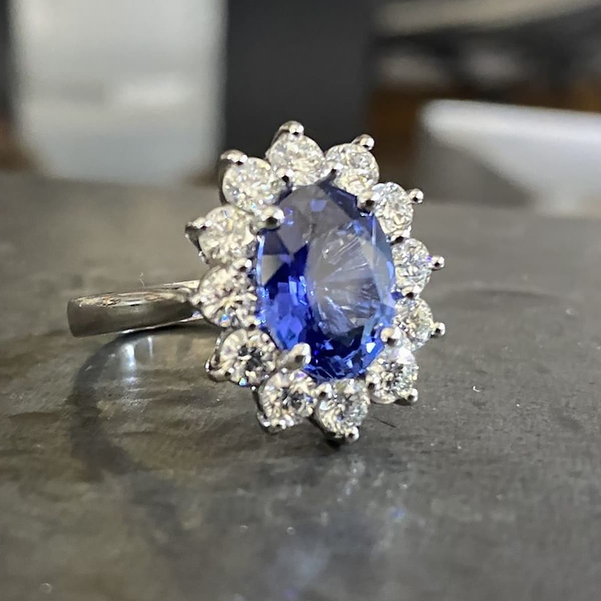 Simon Lewis Bespoke Jewellery photo 6
