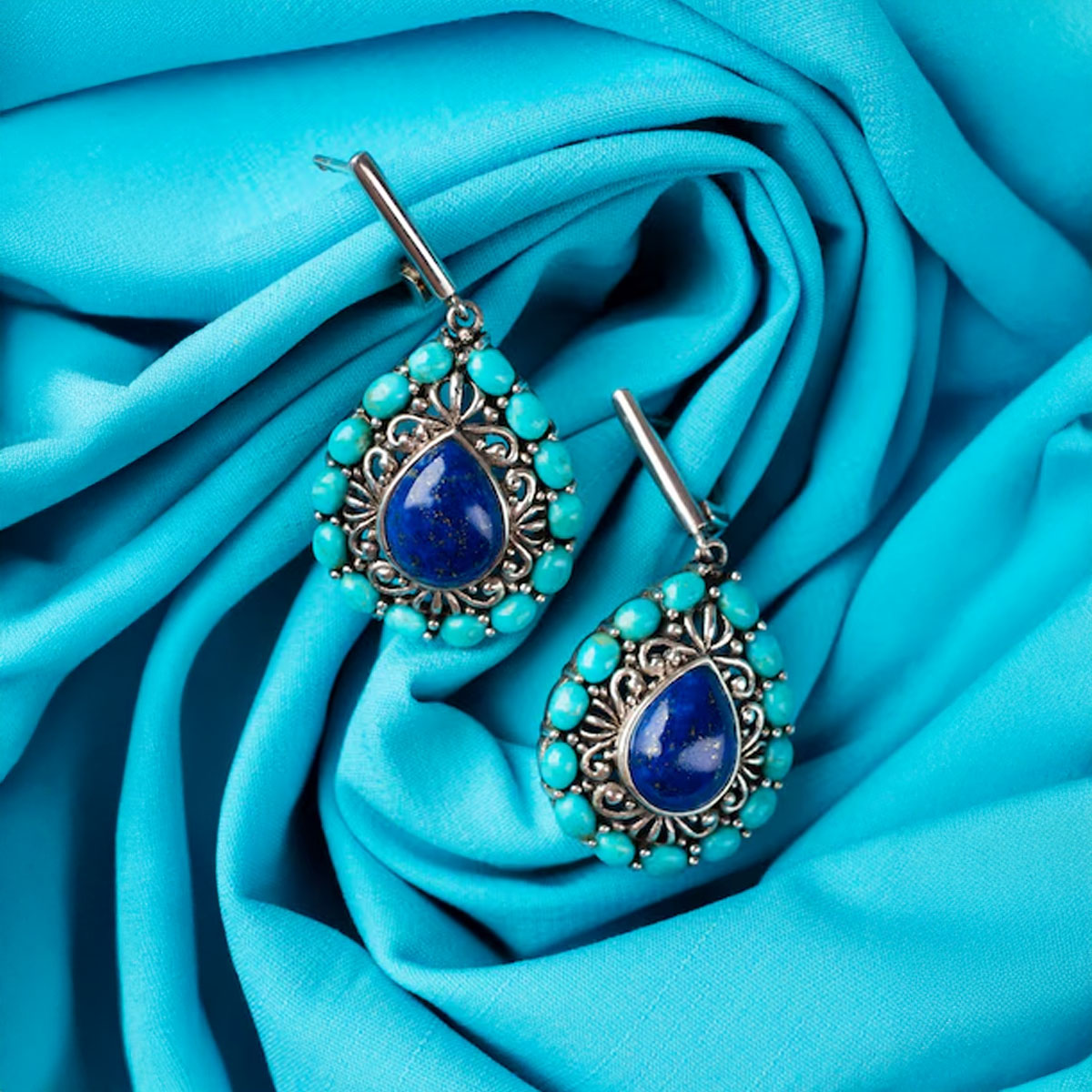 December's birthstone, Blue Topaz December gemstone, Tanzanite blue purple gem